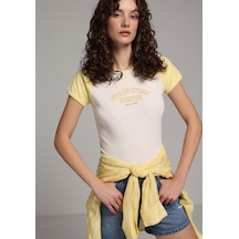 Colin's Colins Slim Fit Yuvarlak Yaka Baskılı Kadın Ekru Kısa Kol Tişört Cl1077787 Q1.v2 Ecr