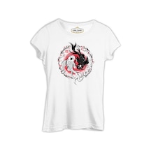 Koi Fishes İn A Floral Circle Beyaz Kadın Tshirt 001