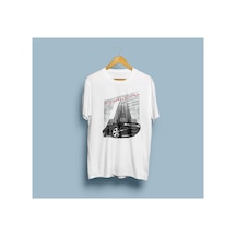 Bahriyeli Collection Oversize Nightmare Muscle Car Tasarım Unisex T-shirt Beyaz