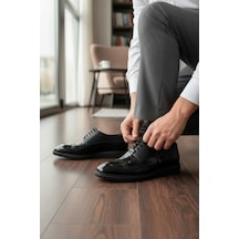Enoch Erkek Siyah Hakiki Deri Klasik Ayakkabı Parlak Saya Ve Mikro Dokulu Panelli Comfort Tabanlı Bağcıklı Model Siyah Rugan