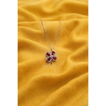 Çekirdekjewelry 925 Ayar Gümüş Kırmızı Taşlı Yonca Kolye Zirkon Taşlı Şık Kadın Kolye Gümüş