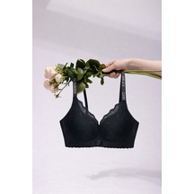 Siyah