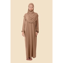Tek Parça Tesettür Elbisesi Tak Çıkar Başörtülü Organik Pamuklu Lastikli Kolu Kaymaz Penye Kumaş Sütlü Kahverengi