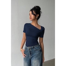 Kadın Çapraz Yaka Kısa Kollu Slim Fit Bluz Lacivert