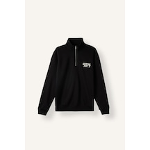Defacto Boxy Fit Yarım Fermuarlı Dik Yakalı Baskılı Uzun Kollu Sweatshirt H3868ax26aubk81 Siyah-bk81