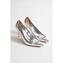 Corine Kadın Gümüş Metal Aksesuarlı Sivri Burun Yüksek İnce Topuklu Ayakkabı Stiletto 9 Cm Gümüş