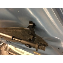 Nissan Leaf Kaput Destek Klipsi