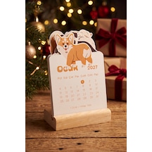 Ahşap Standlı Özel Kesim Neşeli Corgi Tasarımlı 2027 Masaüstü Takvimi 8,5x12 Cm - Sevimli Yeni Yıl Hediyesi Çok Renkli