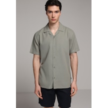 Colin's Colins Regular Fit Apaj Yaka Düz Erkek Yeşil Kısa Kol Gömlek Cl1080094 Q1.v2 Kha Haki