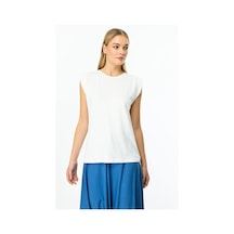 On Fashion Omuzları Vatkalı Kadın Kolsuz Bluz 25y.on.blz.51486.01 Ekru On Fashion Omuzları Vatkalı Kadın Kolsuz Bluz 25y.on.blz.51486.01 Ekru