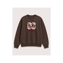 Herkesemoda Rakam Ve Çiçekler Baskı Detaylı Bisiklet Yaka Şardonlu 2 İplik Sweatshirt Kahverengi