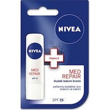 Nivea Lip Care Med Protection