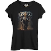 Elephant Walking İn The Dust Siyah Kadın Tshirt 001
