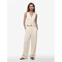 Ekru