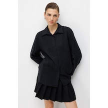 On Kadın Taşlı Polo Yaka Gömlek Siyah