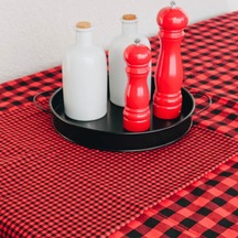 Pötikare Masa Örtüsü Kırmızı -Siyah  160x160 cm