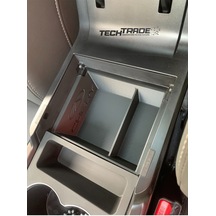 Chery Tiggo 7 Pro Kolçak Organizer-2 Bölmeli Chery Yazılı Avantgarde Modellere Uyumlu Değildir