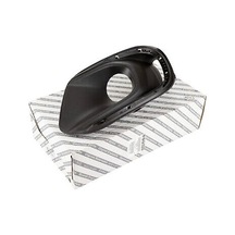 Fiat Egea Hatchback 2015 Yılında Çıkan Kasa Sis Far Çerçevesi Sağ Oem No:735660958