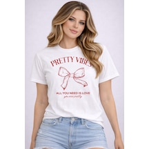 Herkesemoda Pretty Vibes Baskı Detaylı Basic T-shirt Beyaz