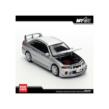 /64 Mitsubishi Lancer Evolution Iv Steel Silver Metallic
