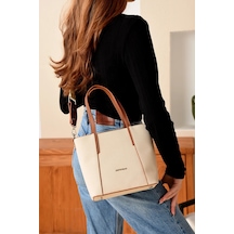 Just Polo Kadın Spor Model Ayarlanabilir Askılı Şık El Ve Omuz Çantası Ebat : 24 X 20 Cm Krem - Camel