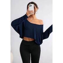 Kadın Düşük Omuz Kayık Yaka Oversize Uzun Kollu Crop T-shirt Lacivert Kadın Düşük Omuz Kayık Yaka Oversize Uzun Kollu Crop T-shirt Lacivert