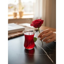 Kırmızı