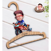Kişiye Özel Motorcu Çocuk Karikatürlü Ahşap Elbise Askısı-1