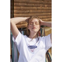 Tarzsokak Unisex Broken Heart Tshirt Beyaz
