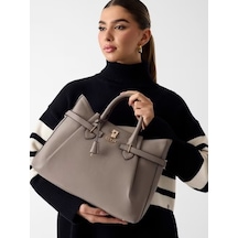 Guess Yesba Saffiano Kadın El Çantası Hwbg7833070 Vizon