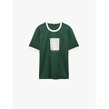 Koton Regular Fit Kısa Kollu Biyeli Bisiklet Yaka Pamuklu Baskılı Tişört Yeşil 6sam10092mk Yeşil