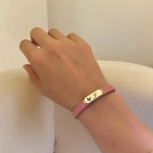 Archin J Harfine Özel Koyu Pembe Derili Kelebek Motifli 14 Ayar Altın Plakalı Hediye Bileklik-654harf J