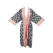 Muntazam Kimono