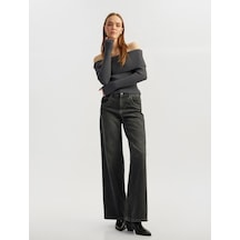 Koton Slim Fit Uzun Kollu Omzu Açık Madonna Yaka Triko Kazak Antrasit 5sal90022ht Antrasit