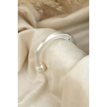Çildan Womens Silver Özel Tasarım İnci Detaylı Kelepçe Bileklik Gümüş
