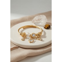 Swan Model Gold Renk Beyaz Charmlı Bileklik