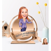 Kişiye Özel Yılın En Iyi Bayan Öğretmeni Karikatürlü 3D Ahşap Bib