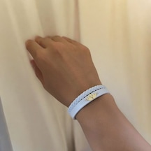 Archin X Harfine Özel Hakiki Beyaz Derili Taç Motifli 14 Ayar Altın Plakalı Hediye Bileklik-645harf X