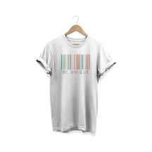 Renkli Baskılı Beyaz T-shirt Beyaz