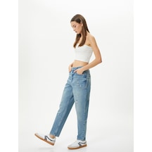 Koton Mom Kot Pantolon Standart Bel Zincir Detaylı Cepli Pamuklu - Mom Jean Açık İndigo 4sal40015md 4SAL40015MDLGT Açık İndigo