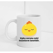 Uyku Sorunu Zeki Insanların Lanetidir Yazılı Beyaz Baskılı Kupa/bardak