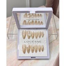 Louésse Golden Veil Takma Tırnak 12 Li Nude Gold Detaylı İnci Taşlı Zarif Nail Set