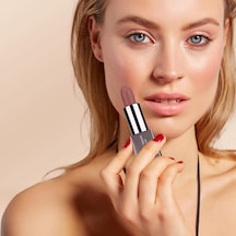Uzun Süre Kalıcı Nemlendirici Pürüzsüz Etkili Yarı Mat Ruj Satin Touch Lipstick 816 Geniue Pink Çok Renkli