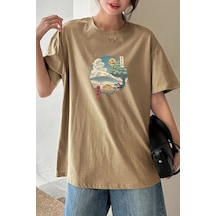 Unisex Neighbor's Ukiyo E Baskılı T-shirt Bej
