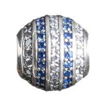 Nur Silver Mavi Ve Beyaz Taşlı Yuvarlak Gümüş Charm Nur-bl00139