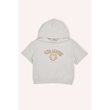 Kız Çocuk Kapüşonlu Kısa Kollu Ön Bedeni Simli Nakışlı Cepli Bej Sweatshirt Çok Renkli