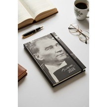2026 Atatürk Ajanda Premium Sert Kapak Özel Baskı 17x24 Cm Lastikli Ajanda Atatürk Kapaklı Beyaz Ofs907ata