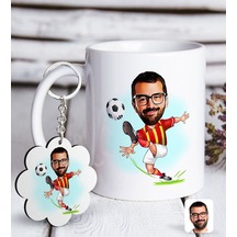 Kişiye Özel Sarı Kırmızı Futbolcu Karikatürlü Beyaz Kupa Ve Anaht