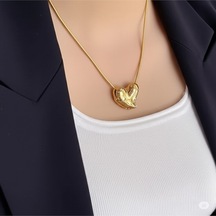 Çelik Luna Organik Form Gold Taşlı Kolye Çok Renkli Çelik Luna Organik Form Gold Taşlı Kolye Çok Renkli