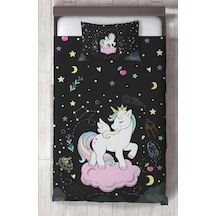 Mekta Home Bebek Ve Çocuk Odası Pembe Bulut Üzerinde Unicorn Desenli Siyah Yatak Örtüsü Renkli